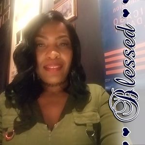 Meet your Posher, Denita